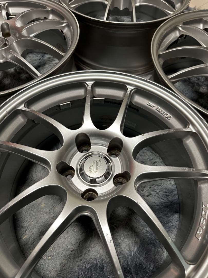 よっし～１００３ ①Aベンツ用 エンケイ PF01 18インチアルミ 2本