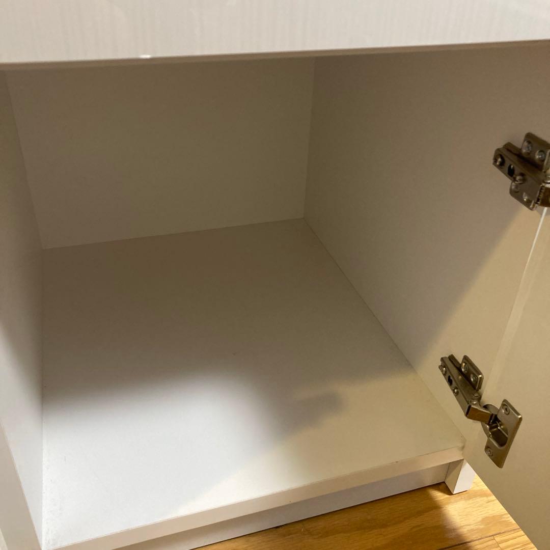 ニトリ　キッチンボード　アルミナ　食器棚