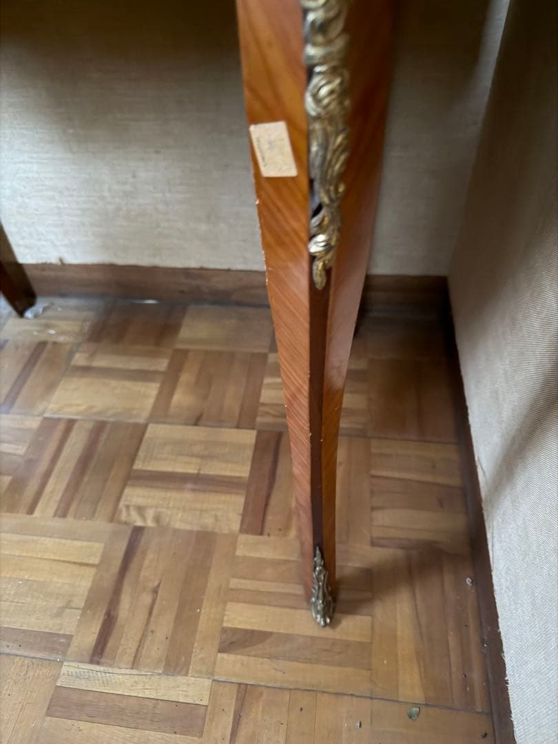 ビクトリアンスタイル ドレッシングテーブルドレッサー