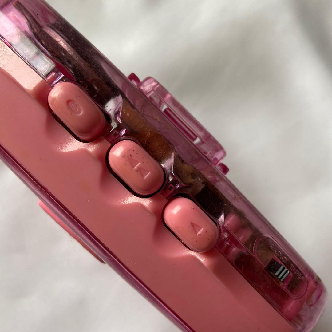 ★超レア★　ハローキティ 　スケルトンカセットプレーヤー ピンク　ウォークマン