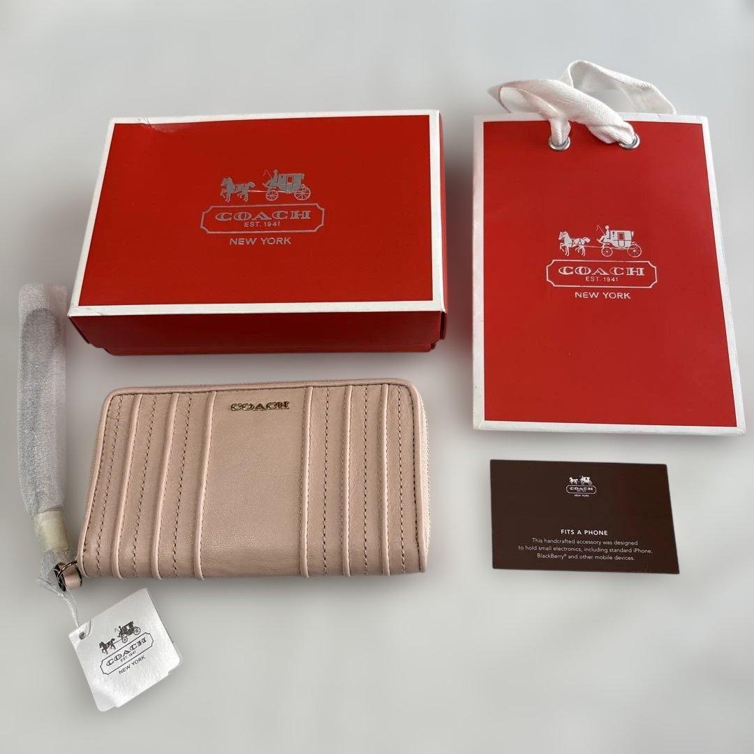 新品　未使用品　COACH コーチ　ウォレット　長財布 ピンク　箱付き