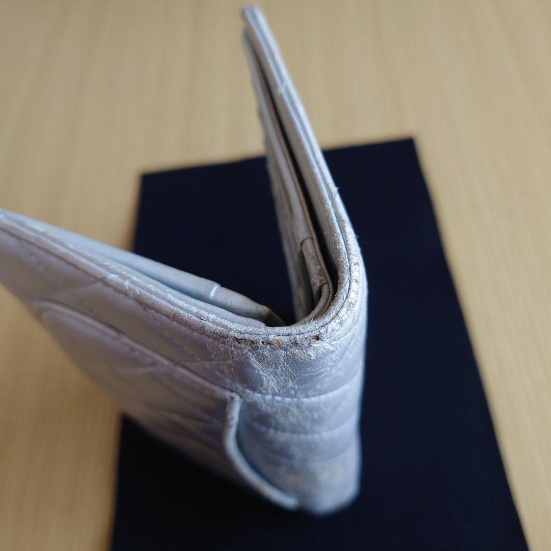 シャネル マトラッセ ラムスキン 長財布 シルバー