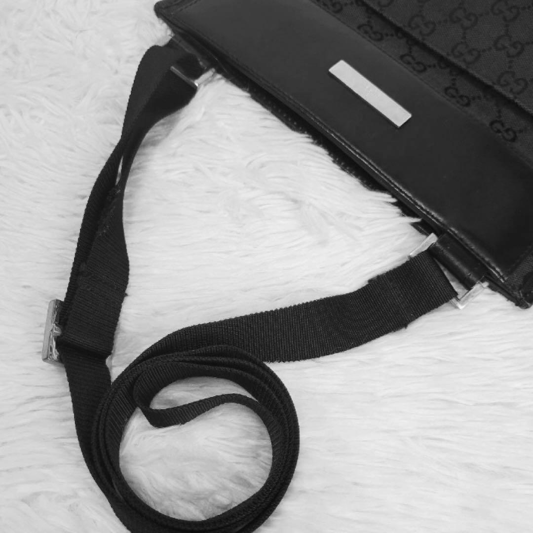 GUCCI ショルダーバッグ クロスボディ gg柄 キャンバス 黒