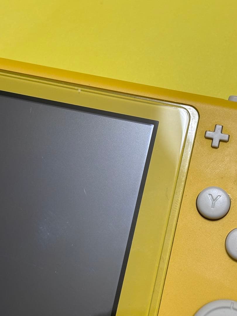 switch lite 本体　イエロー