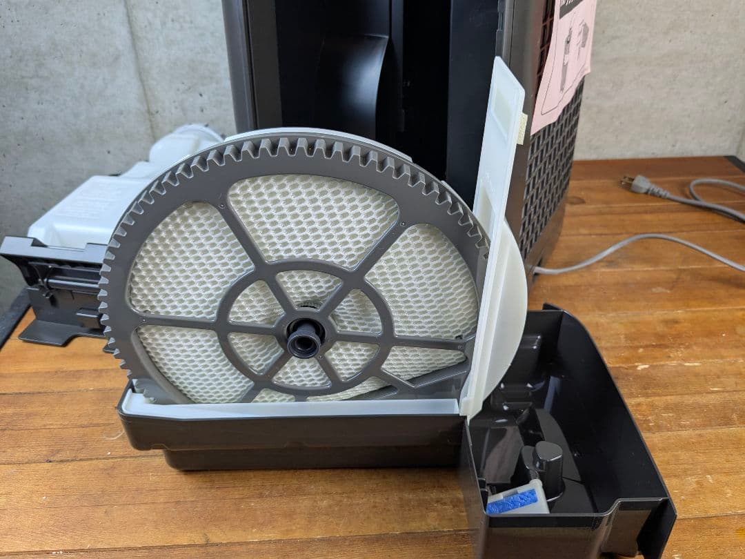 【未使用】シャープ　加湿空気清浄機　KI-HS50-H