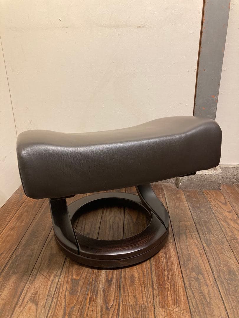 ドイツ himolla ヒモラ社製 本革リクライニングチェア&オットマンセット