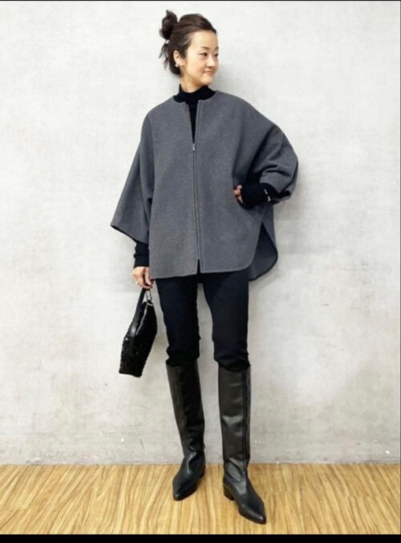 未使用近　ウールポンチョコート　グレー　定価44,000