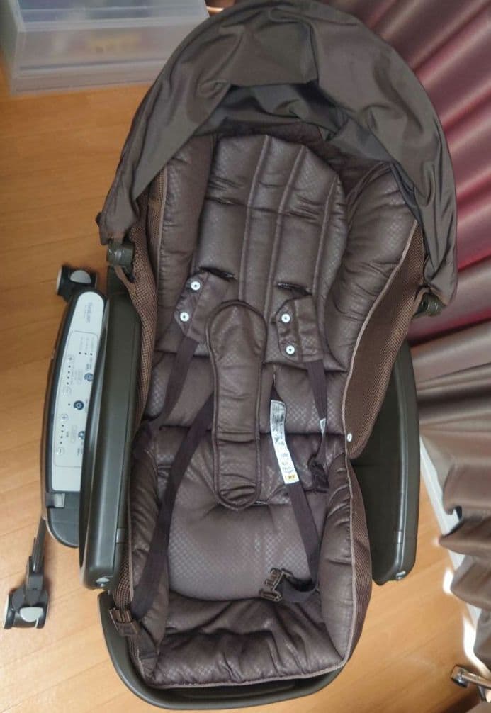 【美品】訳あり特価！アップリカ　ユラリズムオートプレミアムプラス　フォルテシモ