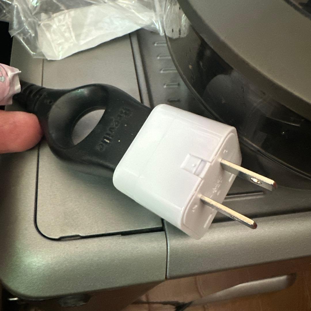 イタリア　【変圧器とグラインダー付き】Breville Barista