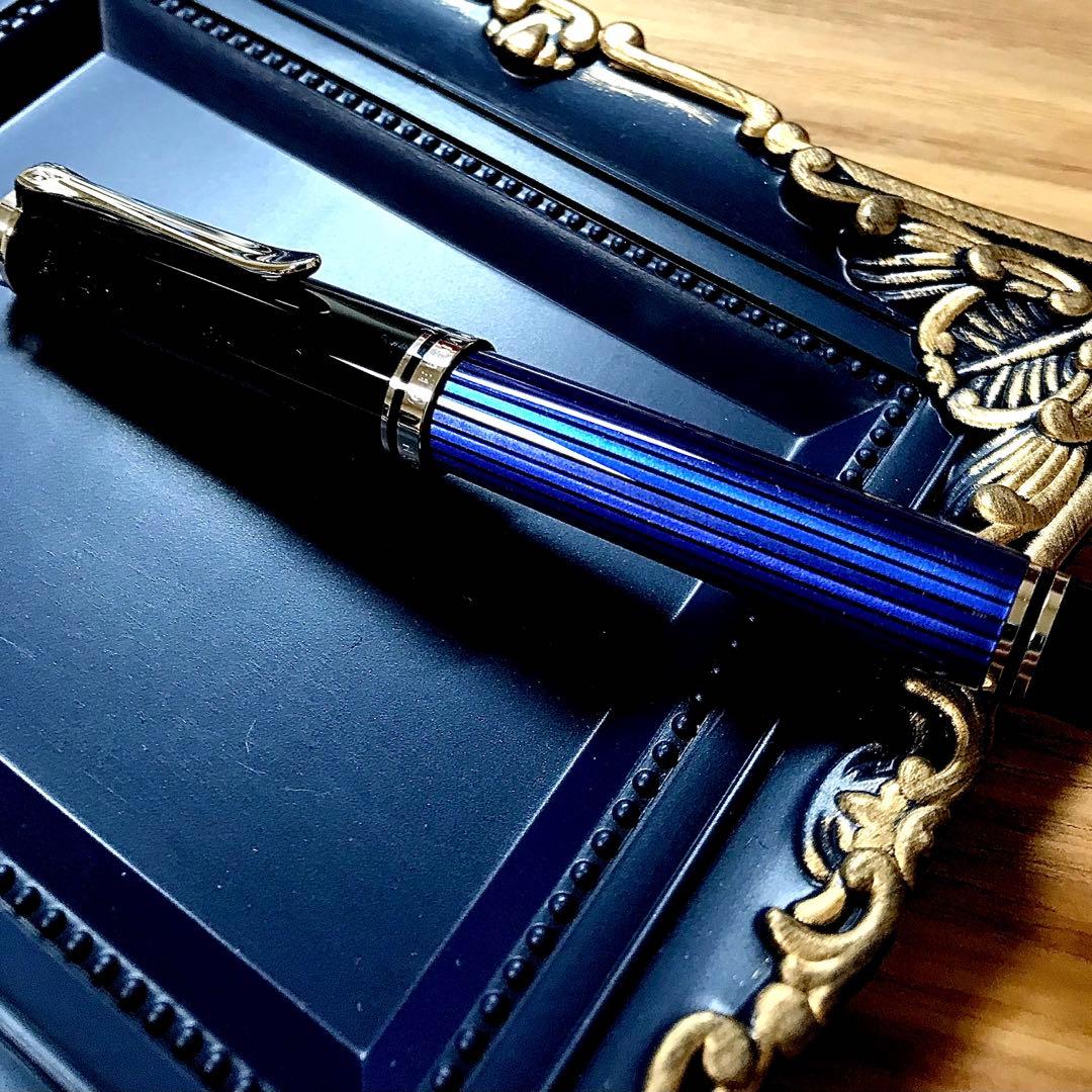 ☆ほぼ新品未使用☆美しいペリカン万年筆M405ブルー縞(Ｆ)