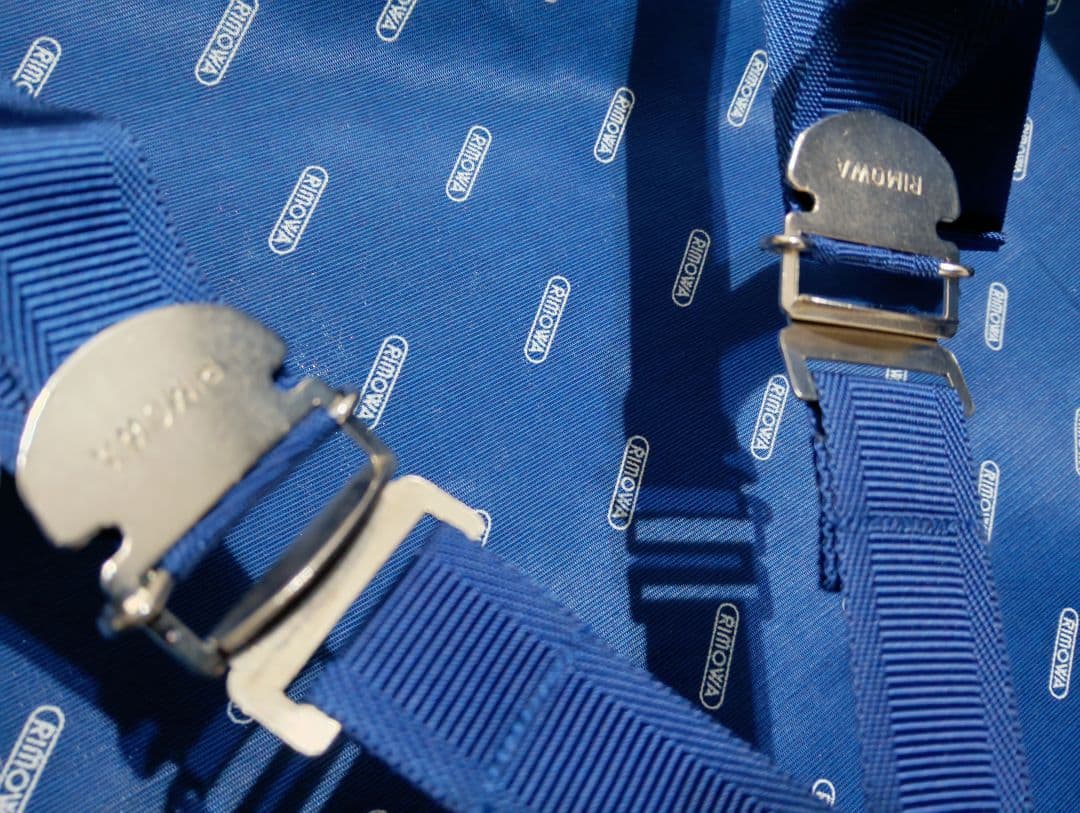 希少 廃盤品 RIMOWA silver Integral 2輪 青ロゴ