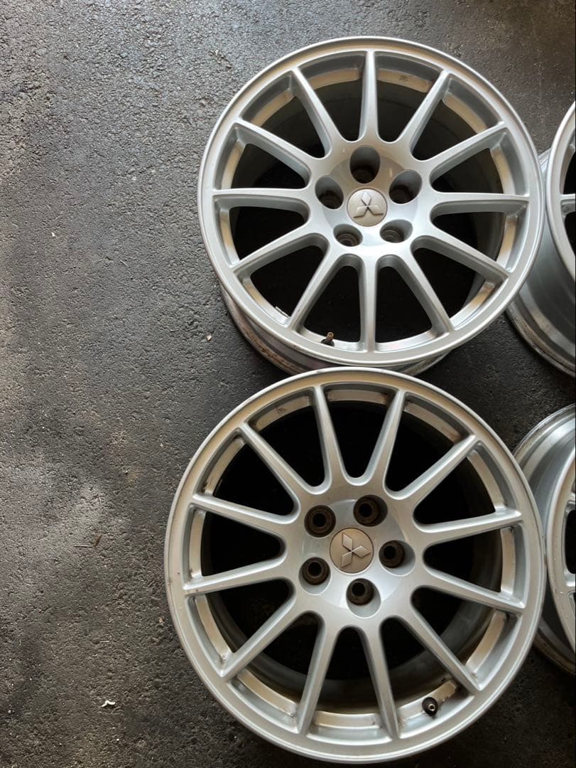 三菱 18インチ シルバー ホイール