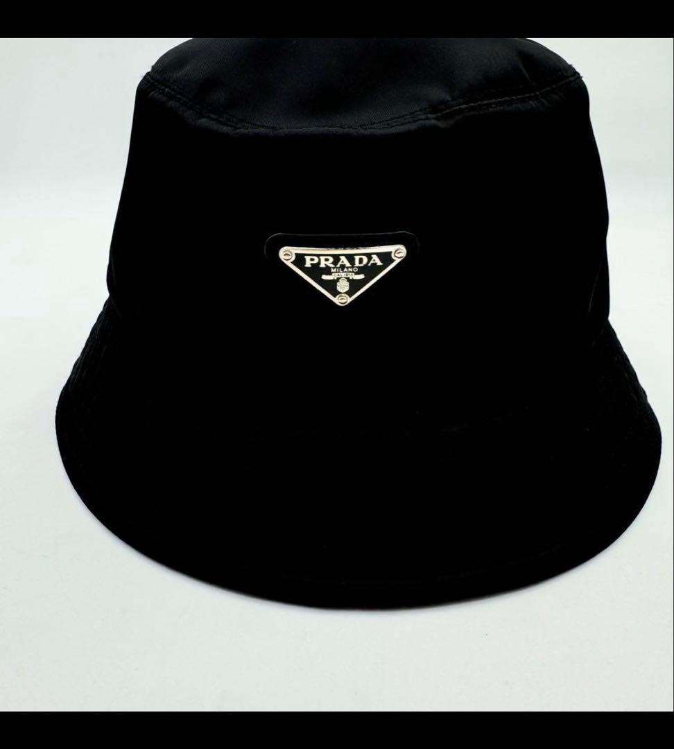 極美品✨PRADA バケットハット　ブラック　ナイロン　三角ロゴプレート