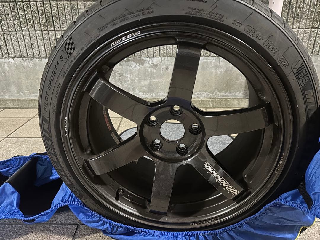 RAYS TE37 SAGA S-plus タイヤ付18インチ9.5Jプラス35