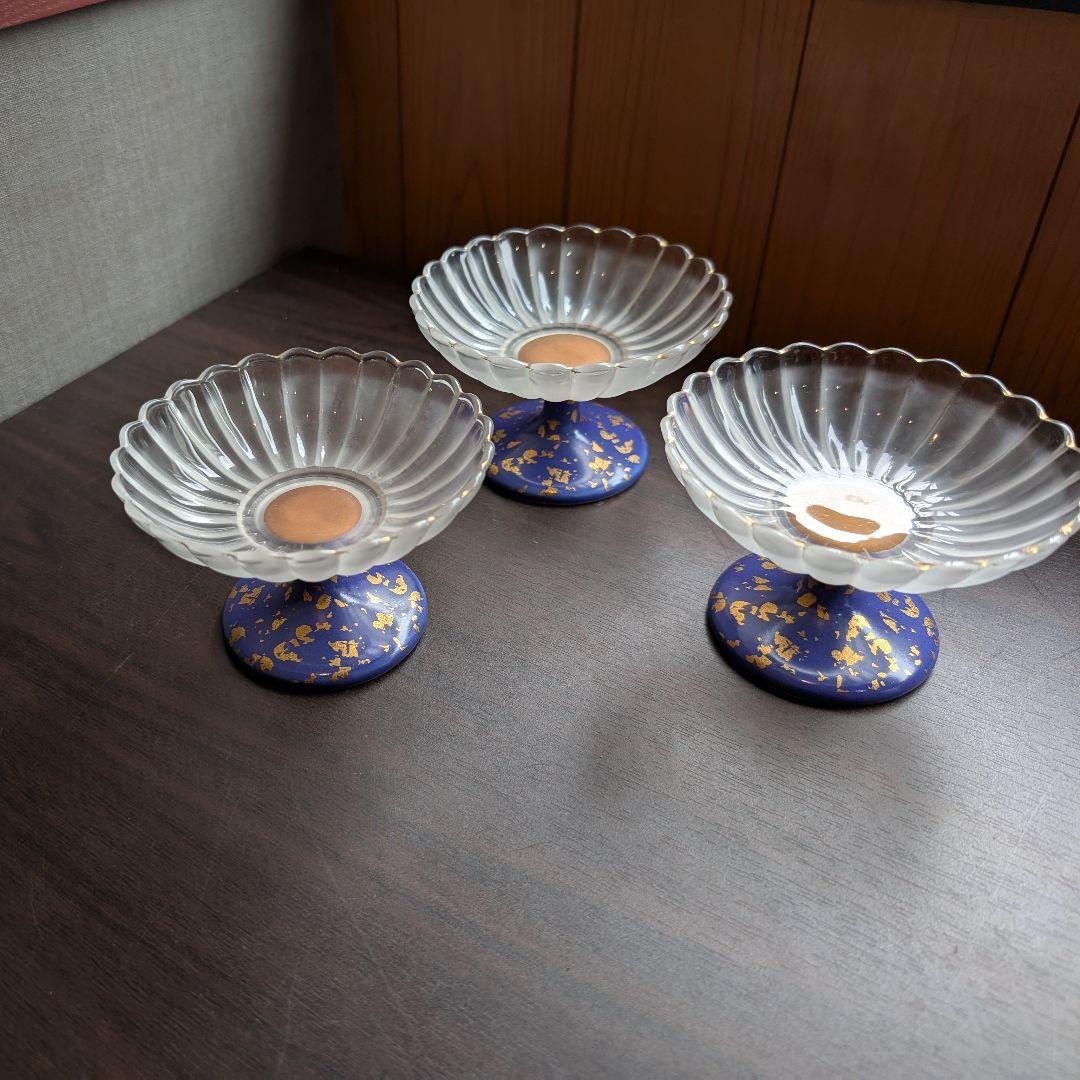 【希少】金彩が美しいハイブリッド高台皿 3脚セット ふぐ刺し　ガラス陶器 料亭