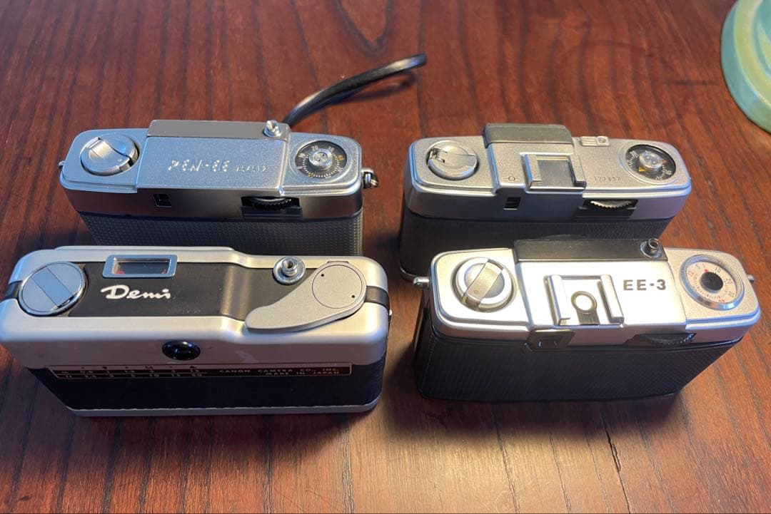 ち*い様 【極上品】フィルムカメラ4点セット昭和レトロCanon OLYMPUS