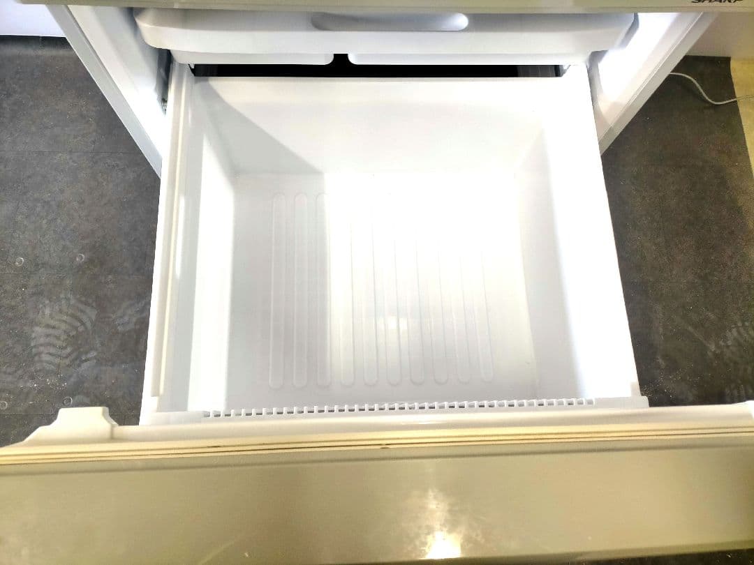 SHARP 2018年製 350Ｌ大型冷蔵庫 大容量SJ-W351D-S 両開き