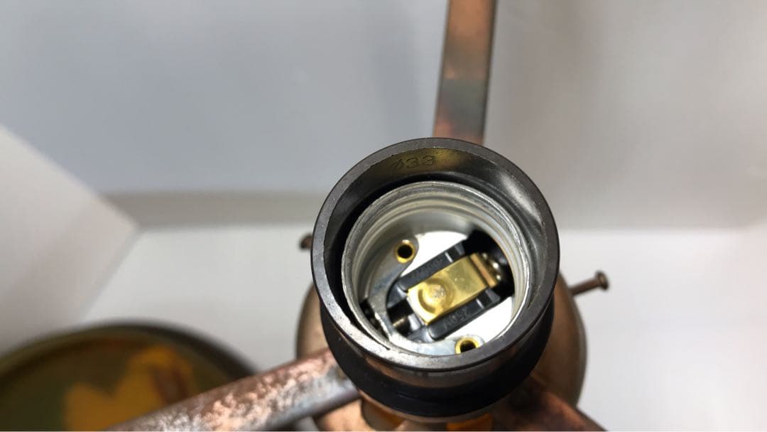 ガレ／スタンド照明　割れ亀裂あり