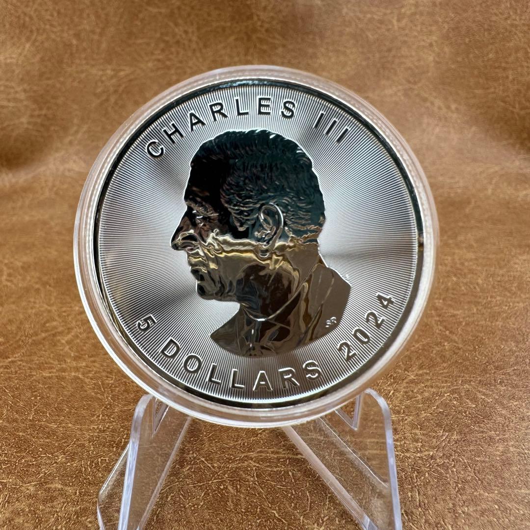 【世界100枚限定！】カナダ メイプルリーフ 銀貨 カラー スタースケルトン