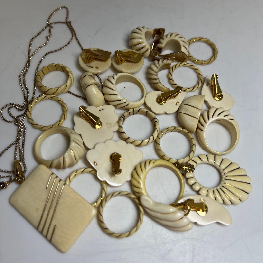 本金入　極上アクセサリー　217g 東さ8-0129☆2F