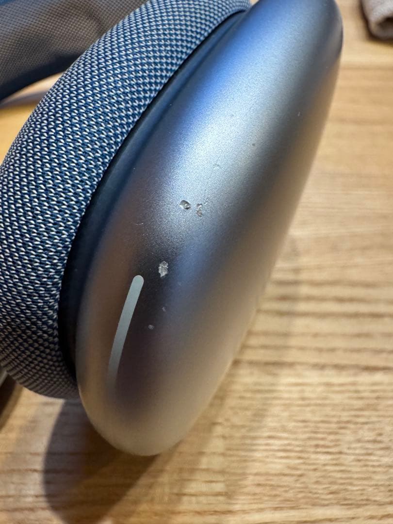 AirPods max ブルー