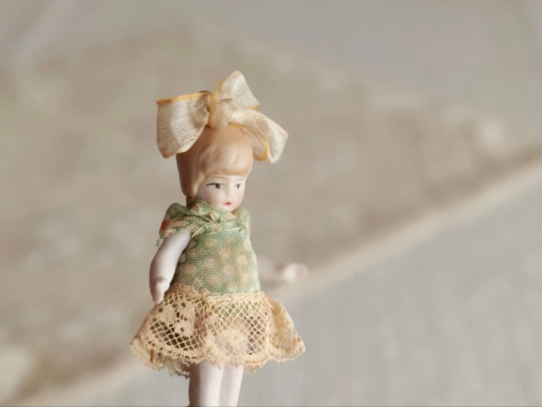 * antique doll ୨୧ ジャーマン ビスクドール 可愛い 赤ちゃん