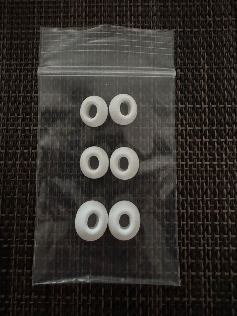 【美品 おまけつき】AirPods Pro 2(lightning端子)