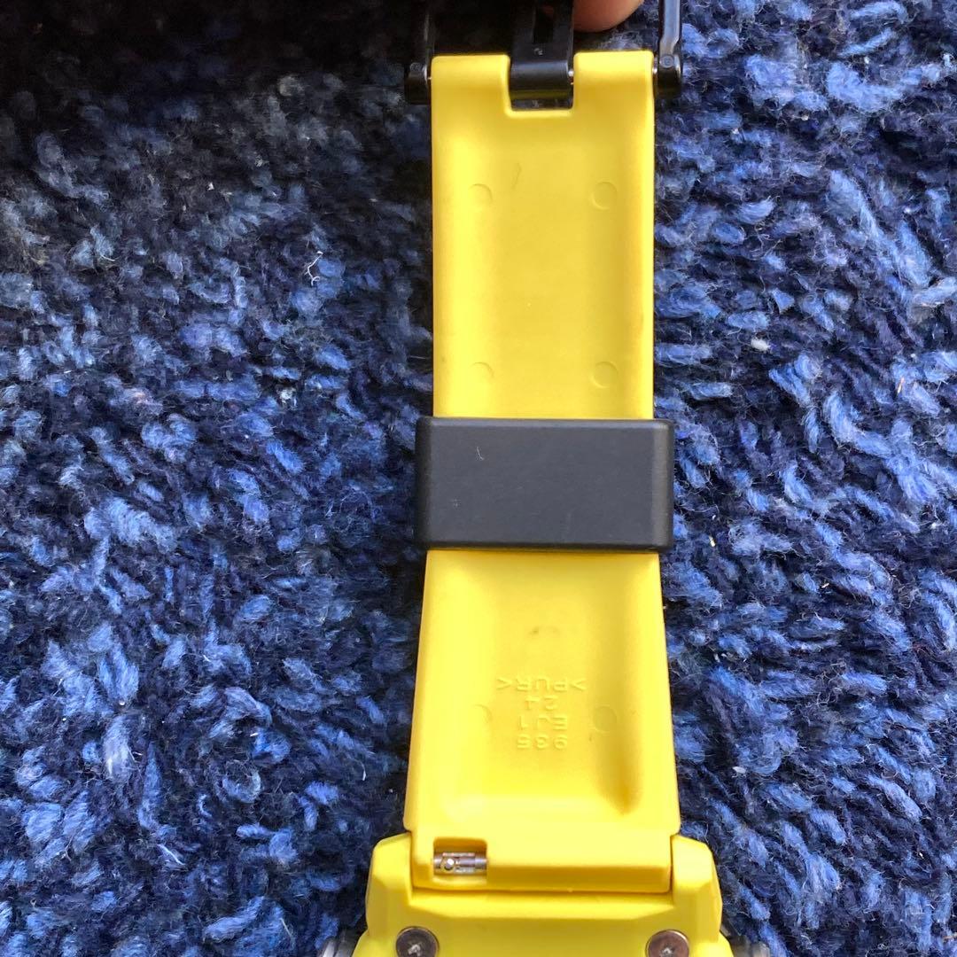 【美品】CASIO G-SHOCK GA-2000-1A9JF【電池新品】