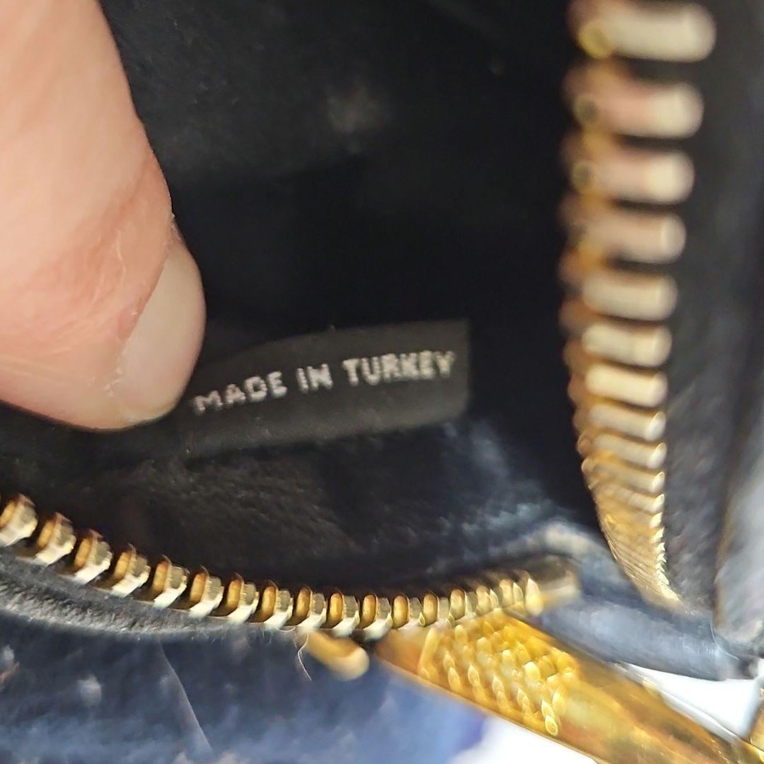 MIU MIU　マテラッセ　ブラック　ショルダー