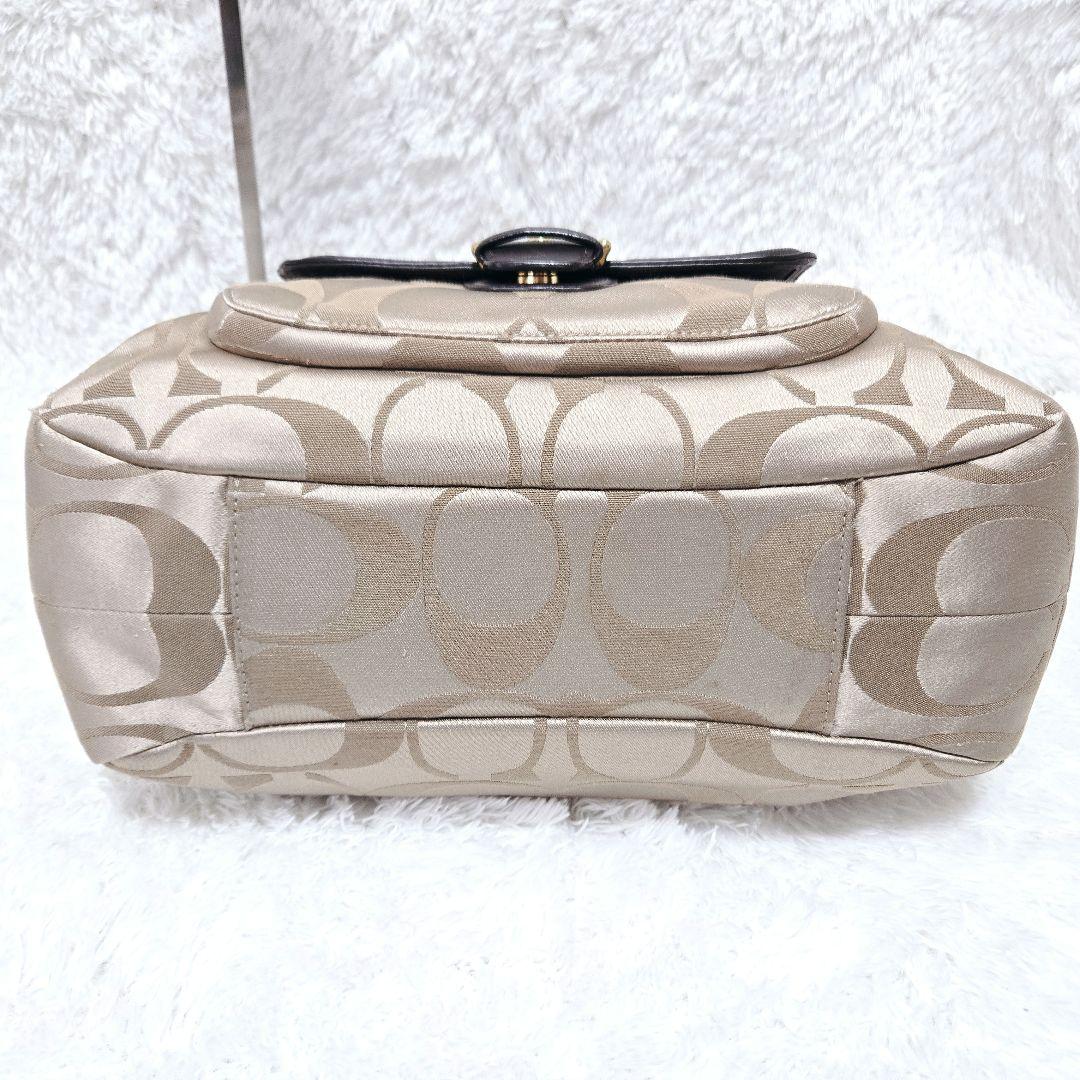 COACH シグネチャー ハンドバッグ ゴールド金具 茶 レザー