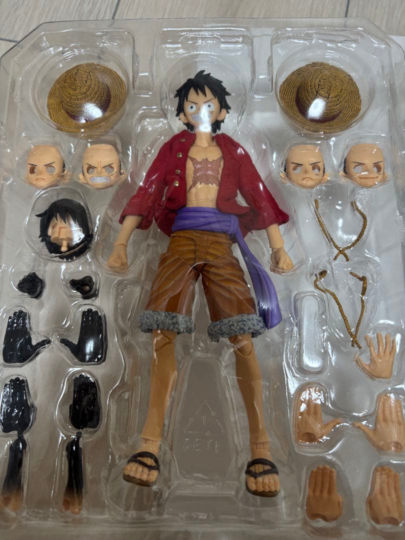 【開封済み】IMAGINATION WORKS MONKEY D. LUFFY