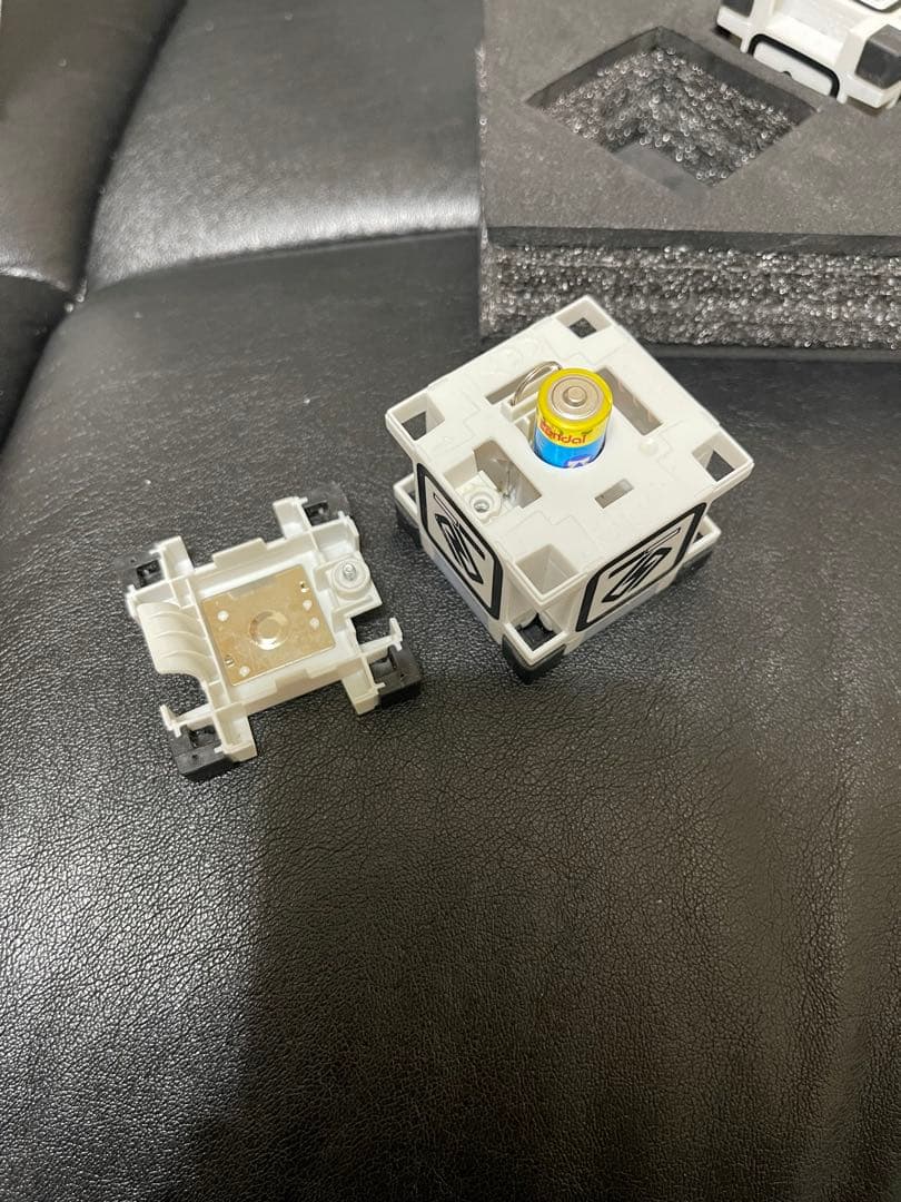 Cozmo ロボット型おもちゃ ホワイト/レッド