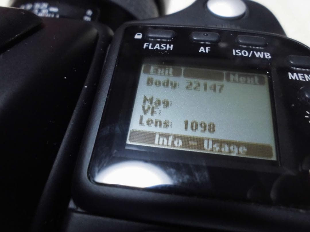 HASSELBLAD HC 80mm f2.8 ショット数 1098 フード他