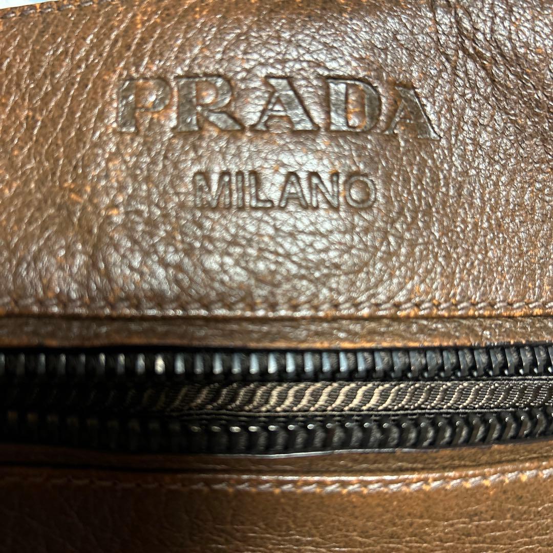 お値下げPRADA ブラウン レザー サコッシュ 袋付き