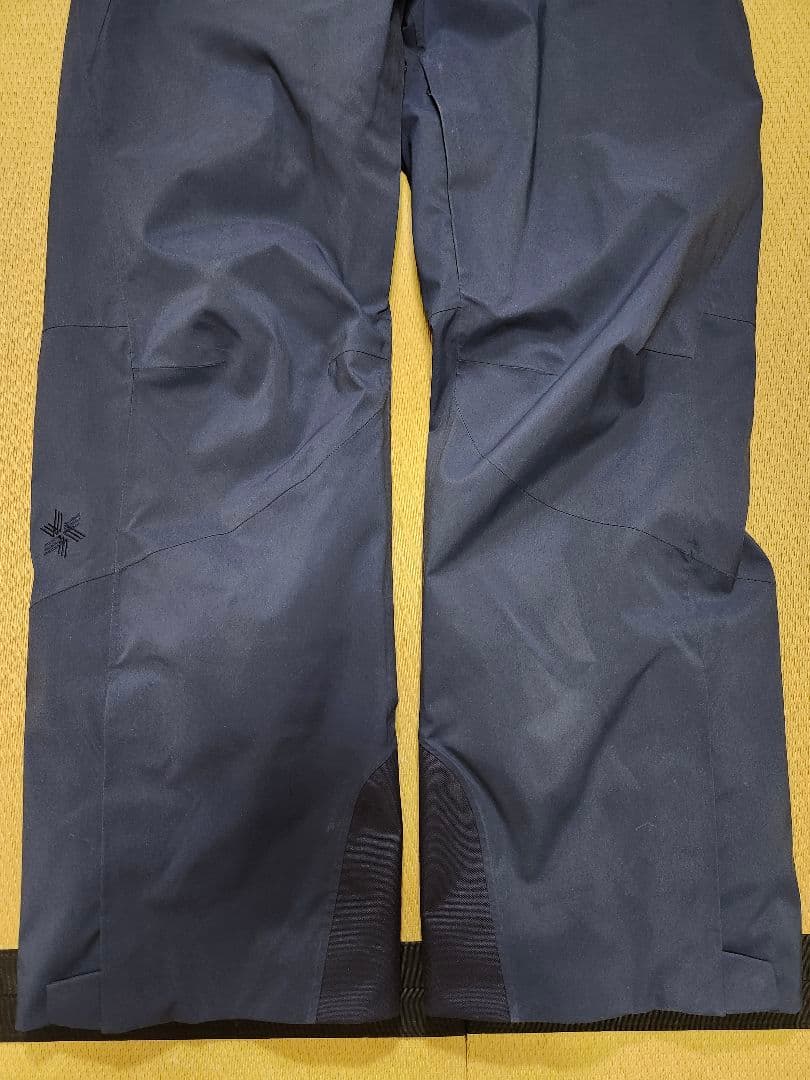 友暉 スキーウェア　上L　下L-S 　パンツの裾が長い方　必見！