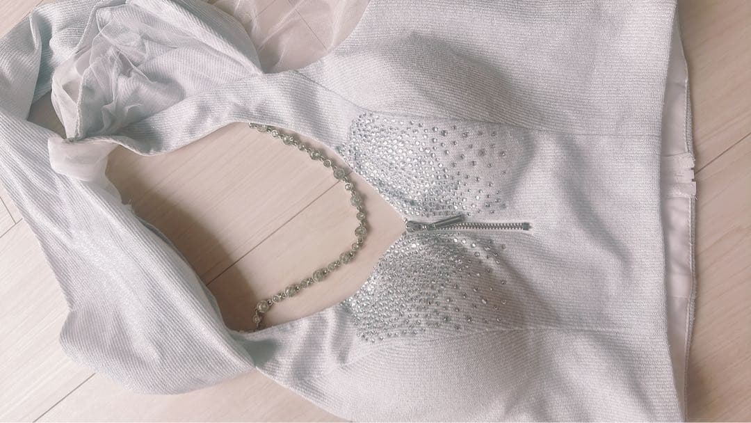 an ライトグレー ドレープセットアップドレス