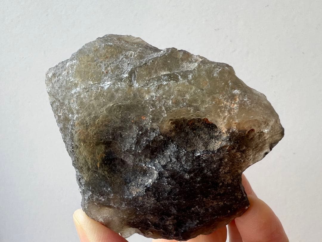 ブラックリビアングラス　リビアングラス　原石