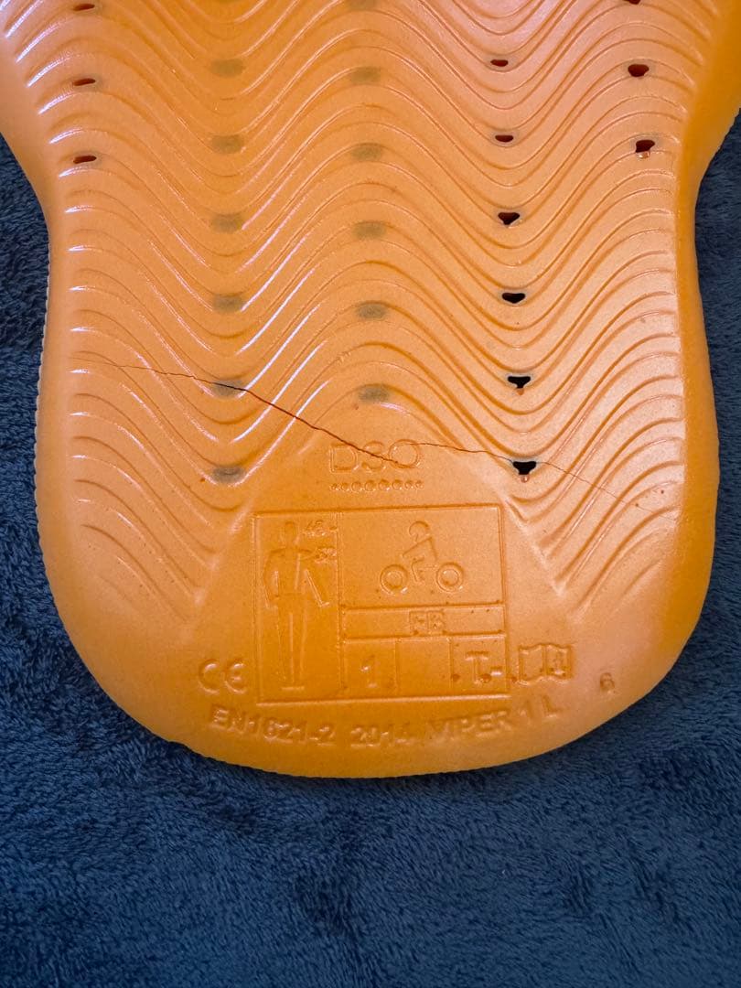 hyod D3O ラッシュガード　インナープロテクター　ヒョウドウ　バイクウェア