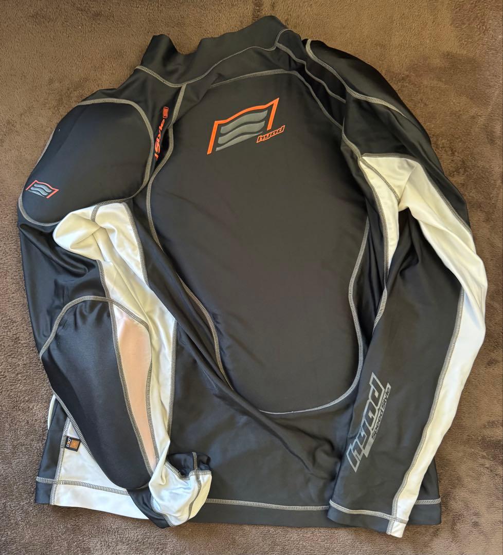 hyod D3O ラッシュガード　インナープロテクター　ヒョウドウ　バイクウェア