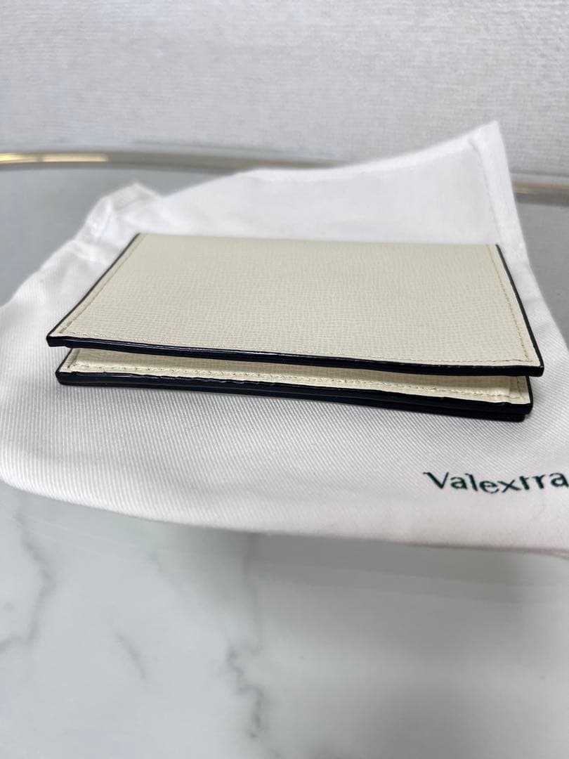新品　Valextra 名刺入れ ホワイト