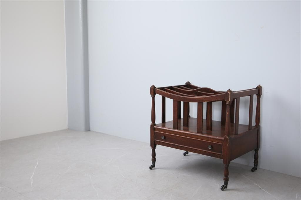 英国アンティーク木製マガジンラック/カンタベリー/本立て/雑誌本棚(88-34)