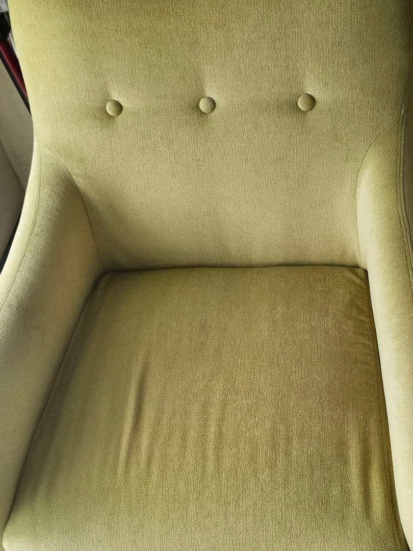 爽やか淡いライム色ソファピスタチオワンシータKEYUCAケユ黄緑グリーンパステル