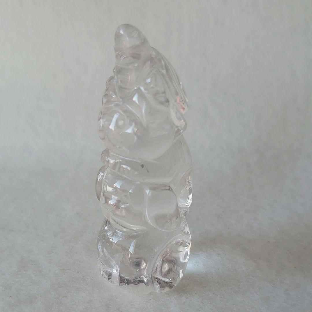 超透明クリア水晶　犬猫亀　の珍しい彫り物　素敵な逸品