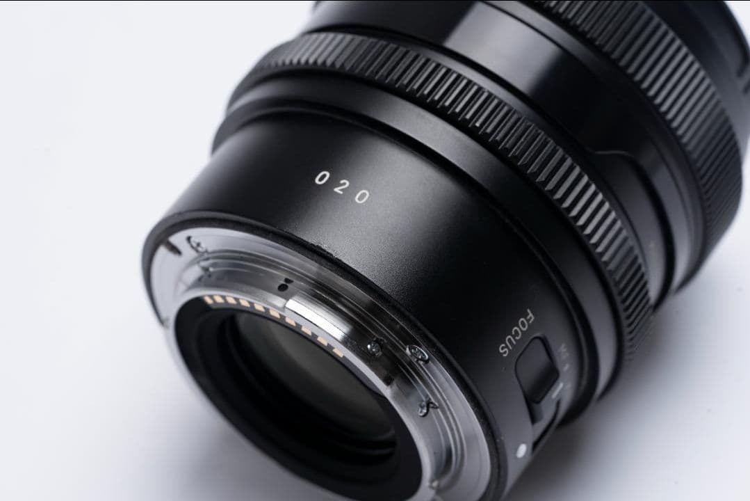 SIGMA 35mm F2 DG DN (ソニーEマウント)
