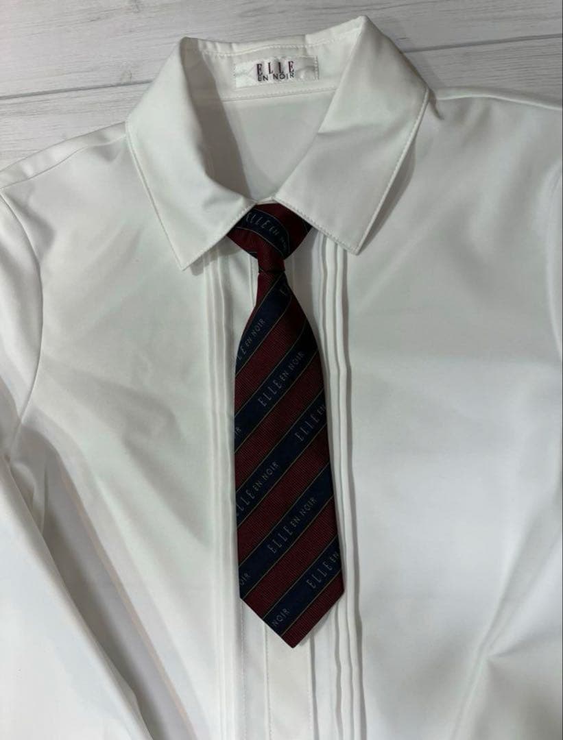 ☆美品☆ELLE エルアンノワール　フォーマルスーツ　卒服　キャメル　150