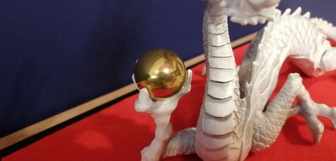 白の龍　開運龍　置物　白の開運龍
