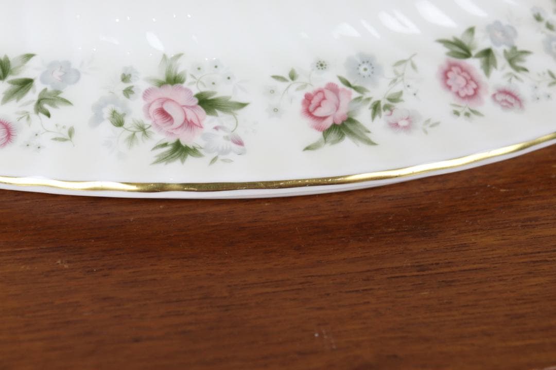 お値下げ♡ ミントン　スプリングブーケ　チュリーン　蓋付ボウル　ヴィンテージ