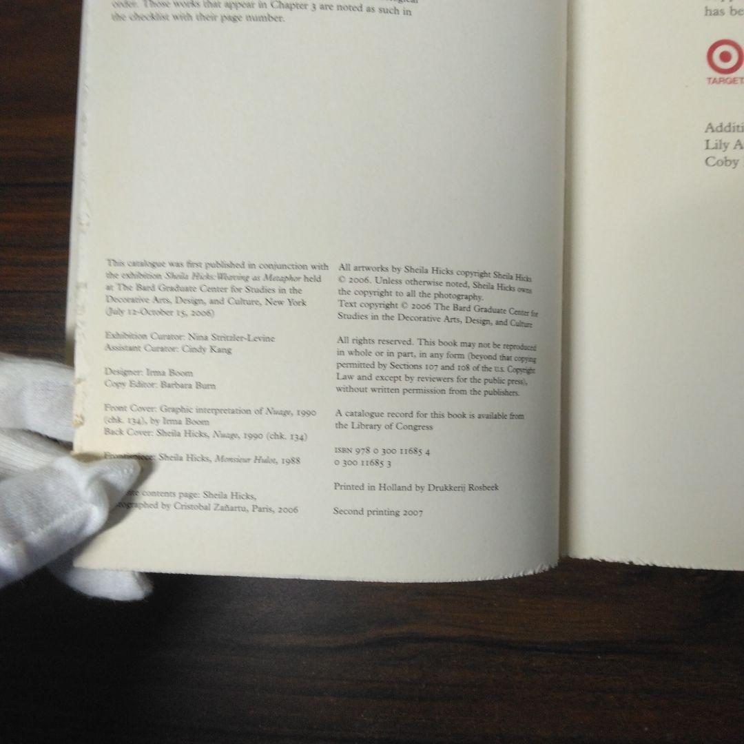 SHEILA HICKS WEAVING AS PHOR　洋書