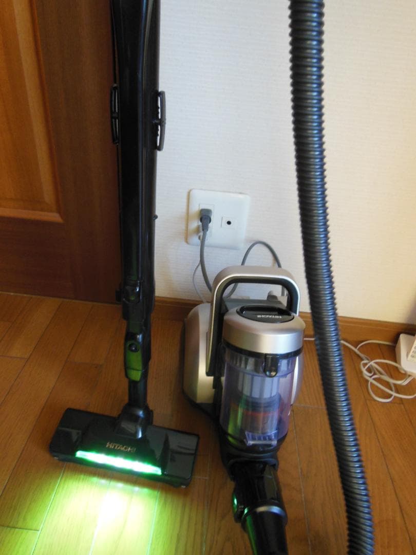 2023年製　CV-SP300L 日立パワかるサイクロン掃除機
