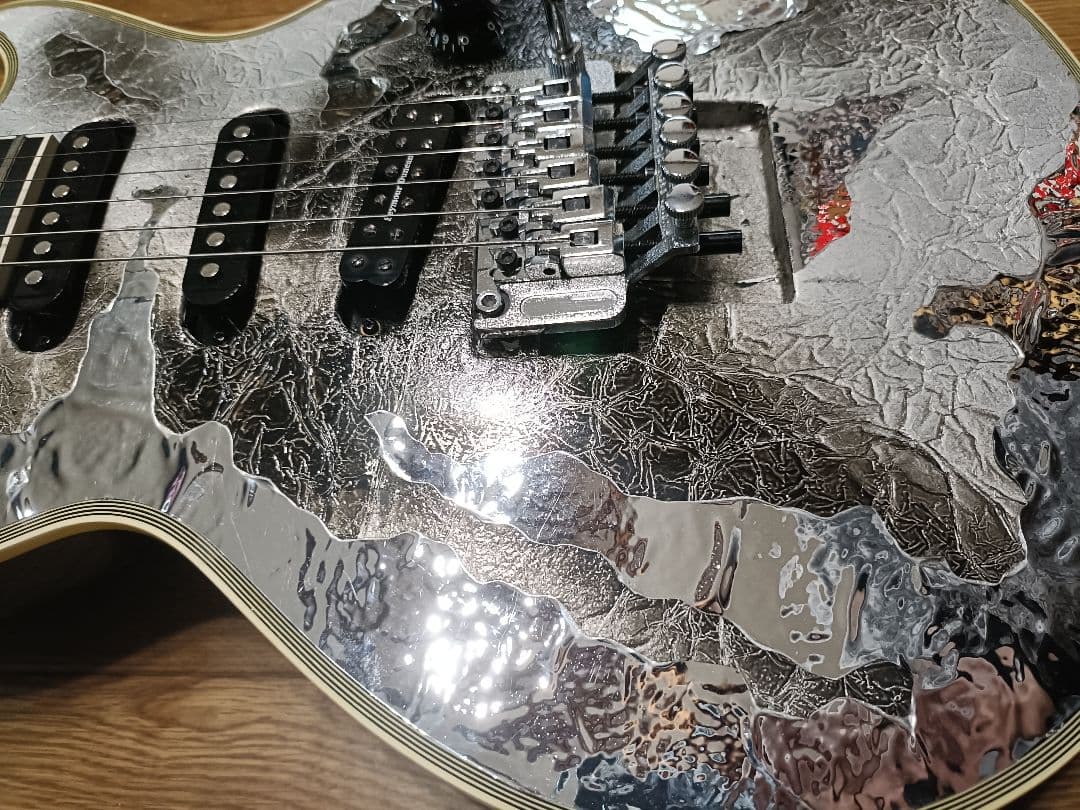 良改造多数　Duncan、GOTOHペグ搭載SUGIZO ブリミクギター